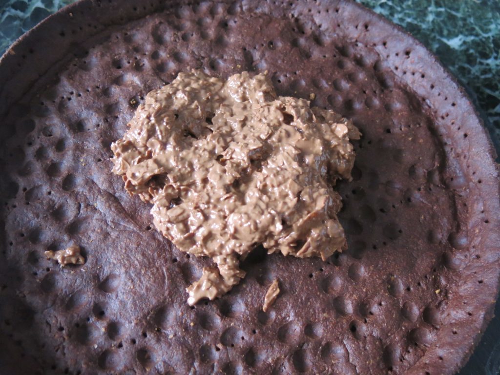 Tarte chocolat croustillant praliné2